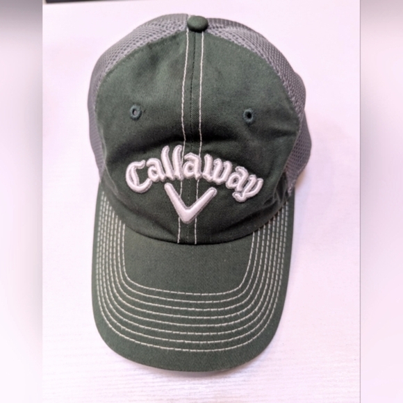 Callaway Golf Cap In Green And White Excellent Condition Embroidered - Picture 1 of 9